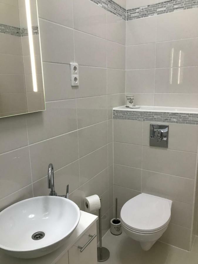 Apartament Bervia Apartman Szombathely Zewnętrze zdjęcie