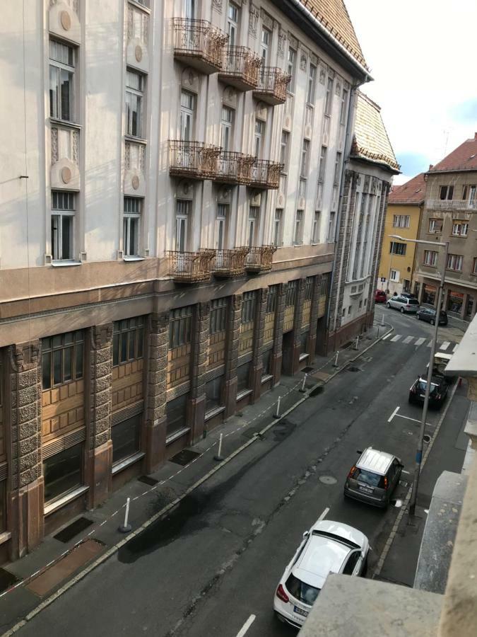 Apartament Bervia Apartman Szombathely Zewnętrze zdjęcie