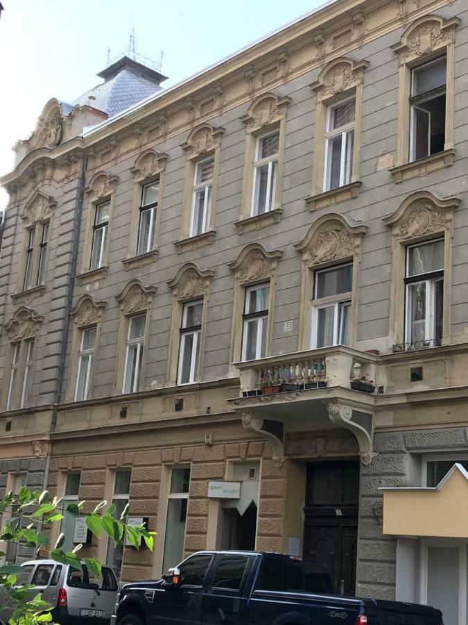 Apartament Bervia Apartman Szombathely Zewnętrze zdjęcie